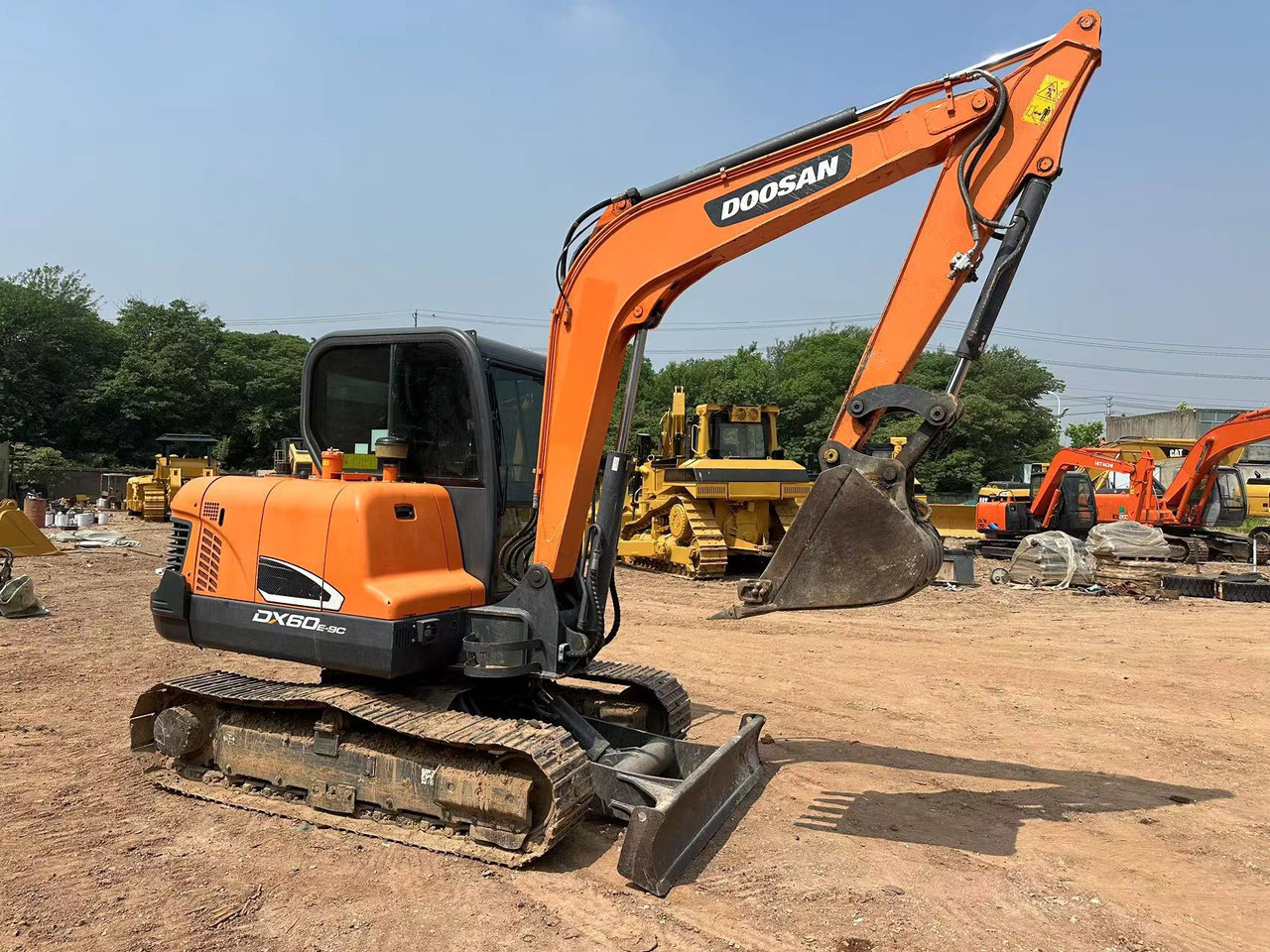 DOOSAN DX60 - Vikšrinis ekskavatorius: foto 4 DOOSAN DX60 - Vikšrinis ekskavatorius: foto 4