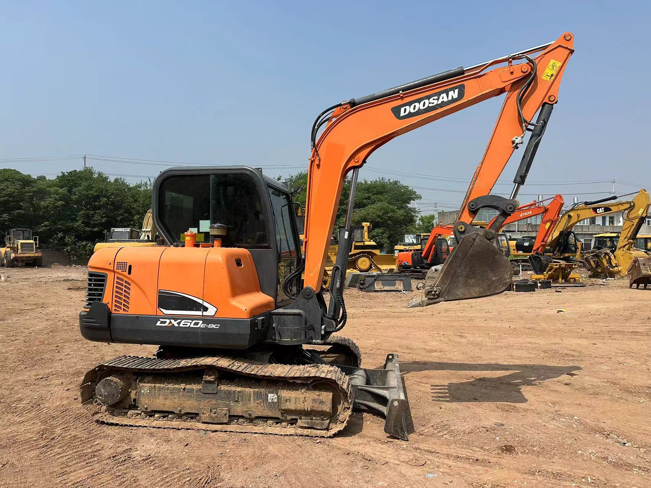 DOOSAN DX60 - Mini ekskavatorius: foto 4 DOOSAN DX60 - Mini ekskavatorius: foto 4