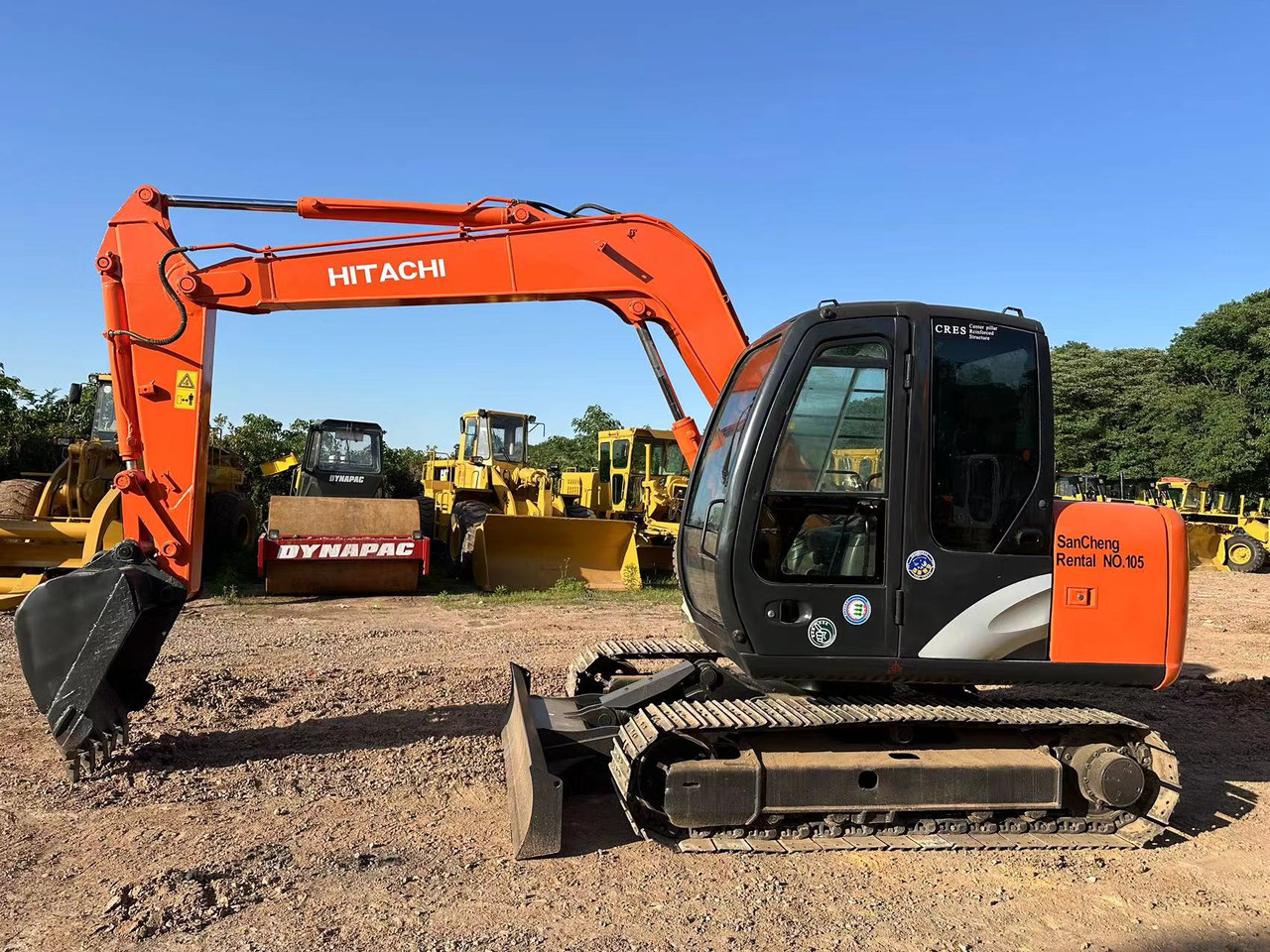 HITACHI ZAXIS ZX70 - Mini ekskavatorius: foto 1 HITACHI ZAXIS ZX70 - Mini ekskavatorius: foto 1