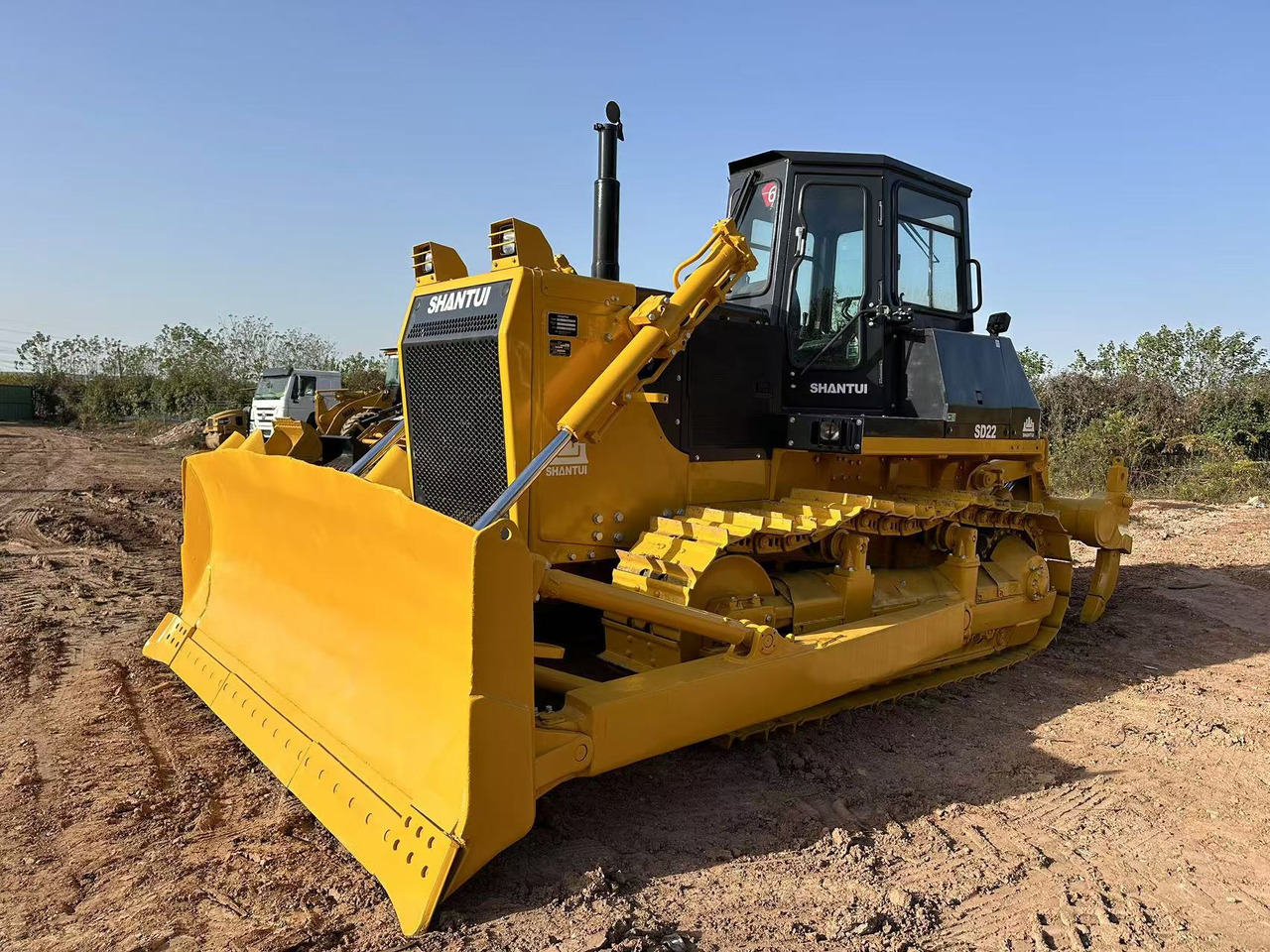 Buldozeris SHANTUI SD22: foto 1