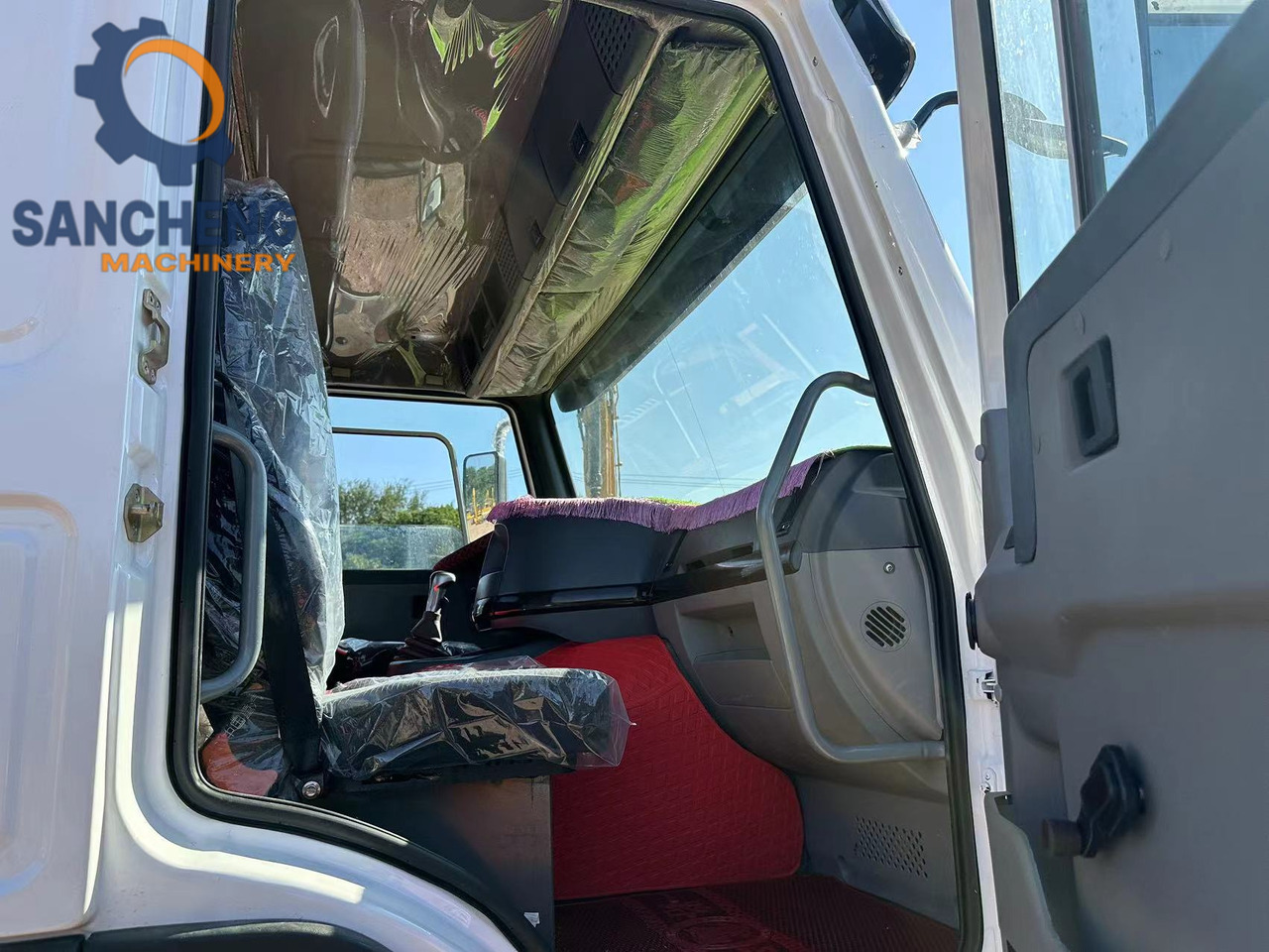 Vilkikas SINOTRUK HOWO Truck Head 371: foto 9 Vilkikas SINOTRUK HOWO Truck Head 371: foto 9