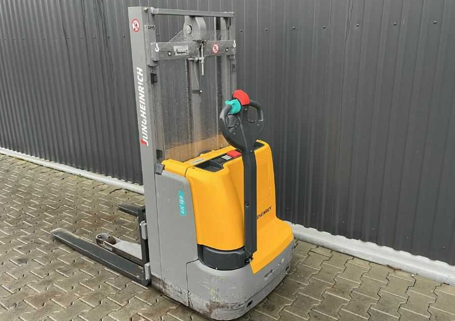 Jungheinrich EJC110 - Keltuvas: foto 3 Jungheinrich EJC110 - Keltuvas: foto 3