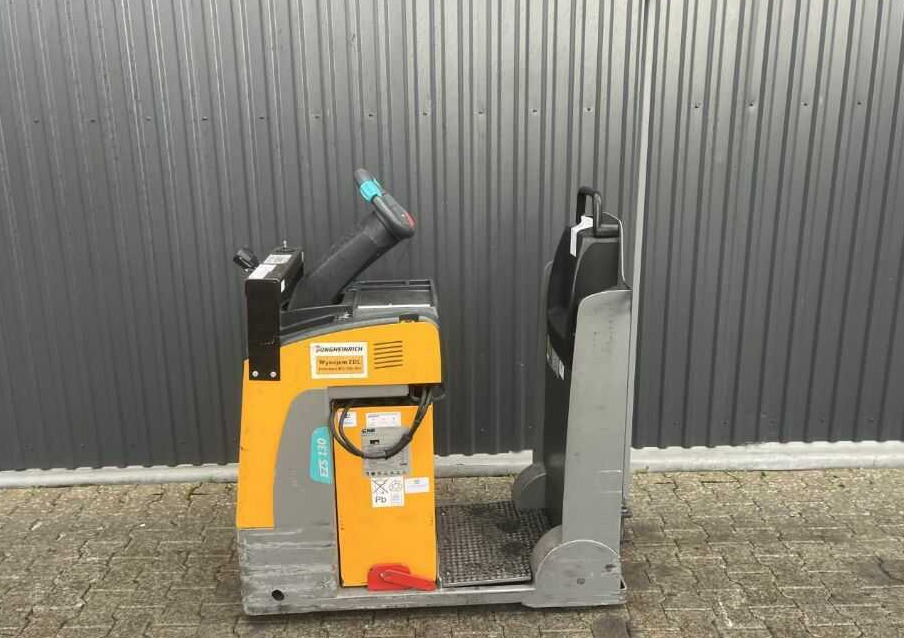 Jungheinrich EZS130 - Elektrinis vilkikas: foto 2 Jungheinrich EZS130 - Elektrinis vilkikas: foto 2