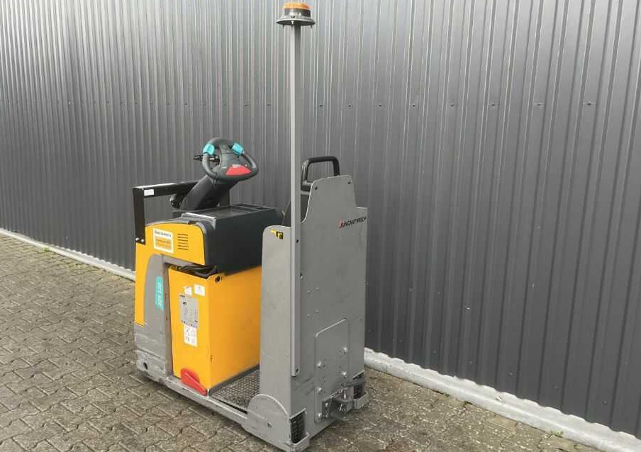 Jungheinrich EZS130 - Elektrinis vilkikas: foto 3 Jungheinrich EZS130 - Elektrinis vilkikas: foto 3