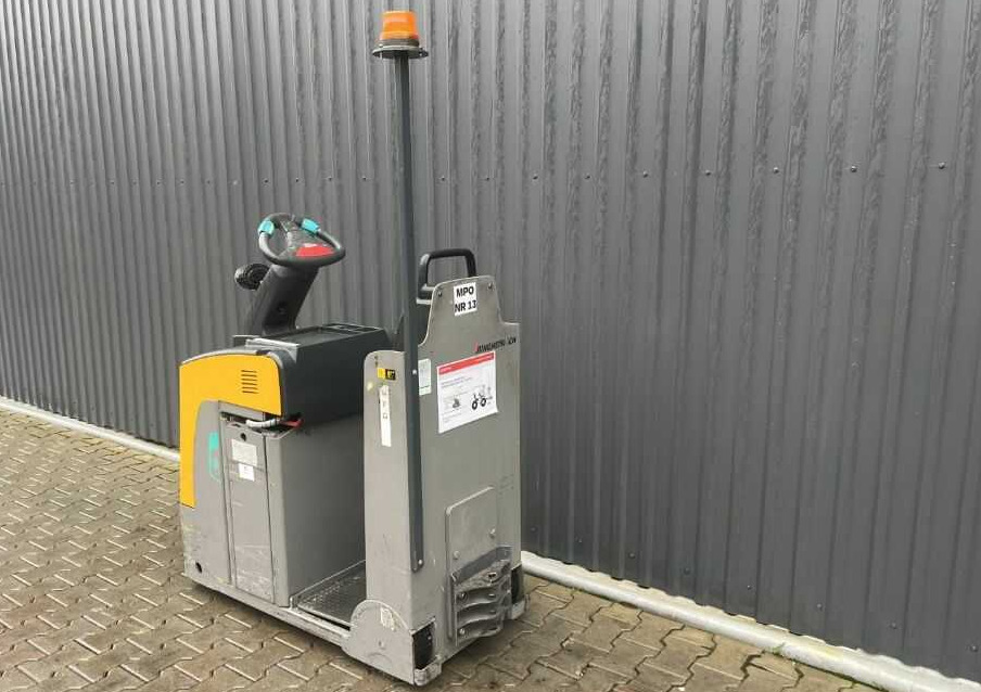 Jungheinrich EZS130 - Elektrinis vilkikas: foto 3 Jungheinrich EZS130 - Elektrinis vilkikas: foto 3