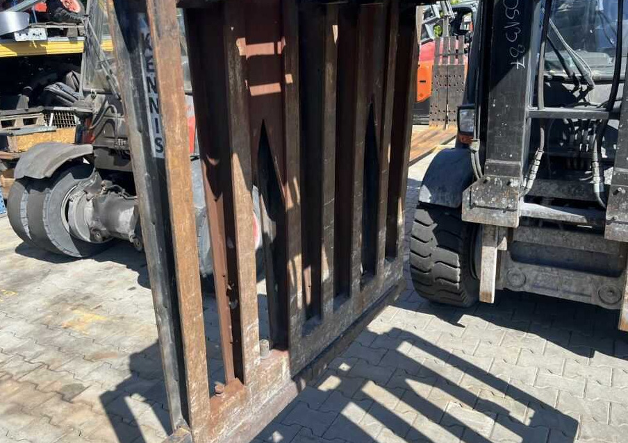 Kennis HV 8157 - Replės - Krovimo technika: foto 1 Kennis HV 8157 - Replės - Krovimo technika: foto 1