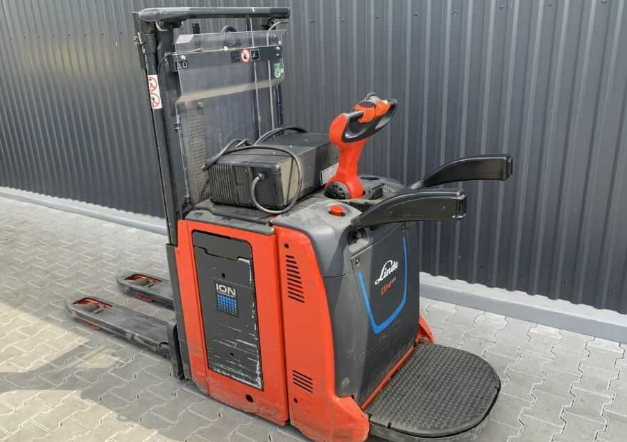 Linde D14AP - Keltuvas: foto 3 Linde D14AP - Keltuvas: foto 3