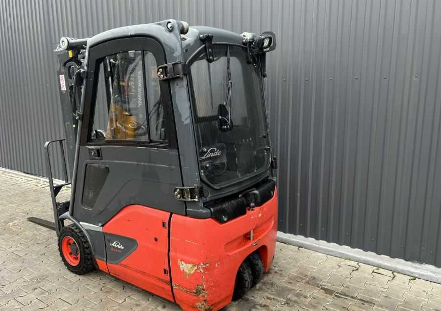 Linde E14-02 - Elektrinis krautuvas: foto 3 Linde E14-02 - Elektrinis krautuvas: foto 3