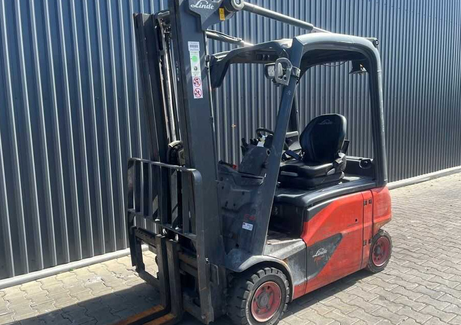 Linde E16P-02 - Elektrinis krautuvas: foto 1 Linde E16P-02 - Elektrinis krautuvas: foto 1