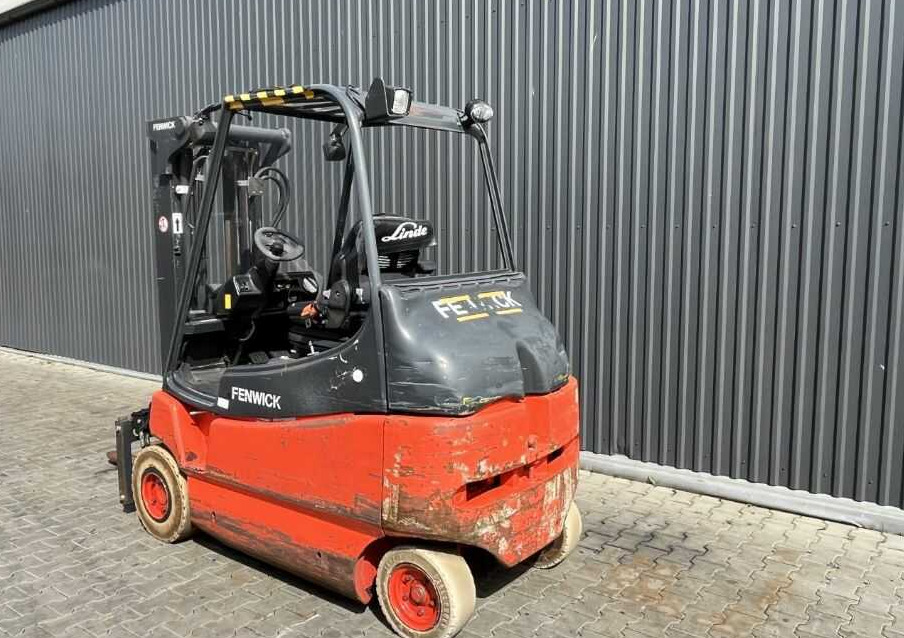 Linde E25 - Elektrinis krautuvas: foto 3 Linde E25 - Elektrinis krautuvas: foto 3