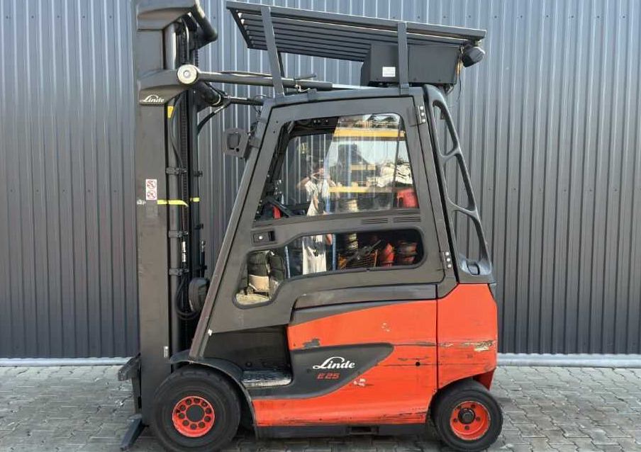 Linde E25H-01/600 - Elektrinis krautuvas: foto 2 Linde E25H-01/600 - Elektrinis krautuvas: foto 2
