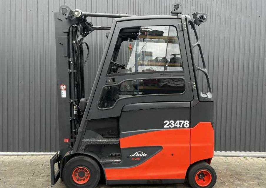 Linde E25HL-01/600 - Elektrinis krautuvas: foto 2 Linde E25HL-01/600 - Elektrinis krautuvas: foto 2