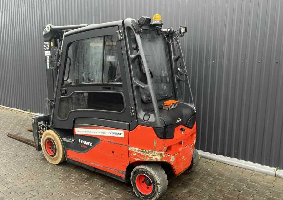 Linde E25L-01 - Elektrinis krautuvas: foto 3 Linde E25L-01 - Elektrinis krautuvas: foto 3