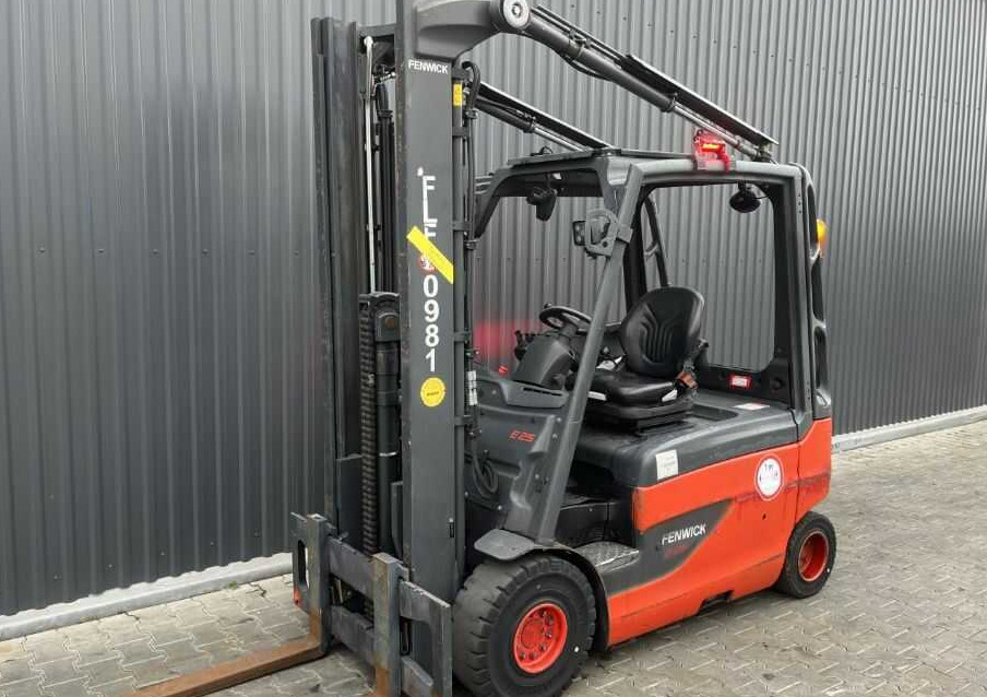Linde E25L-01 - Elektrinis krautuvas: foto 1 Linde E25L-01 - Elektrinis krautuvas: foto 1