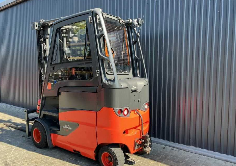 Linde E35HL-01 - Elektrinis krautuvas: foto 3 Linde E35HL-01 - Elektrinis krautuvas: foto 3
