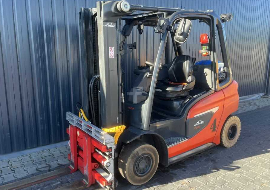 Linde H20T-01/600 - Dujinis krautuvas: foto 1 Linde H20T-01/600 - Dujinis krautuvas: foto 1