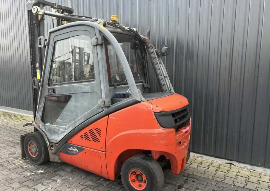 Linde H25D-02 - Dyzelinis krautuvas: foto 3 Linde H25D-02 - Dyzelinis krautuvas: foto 3