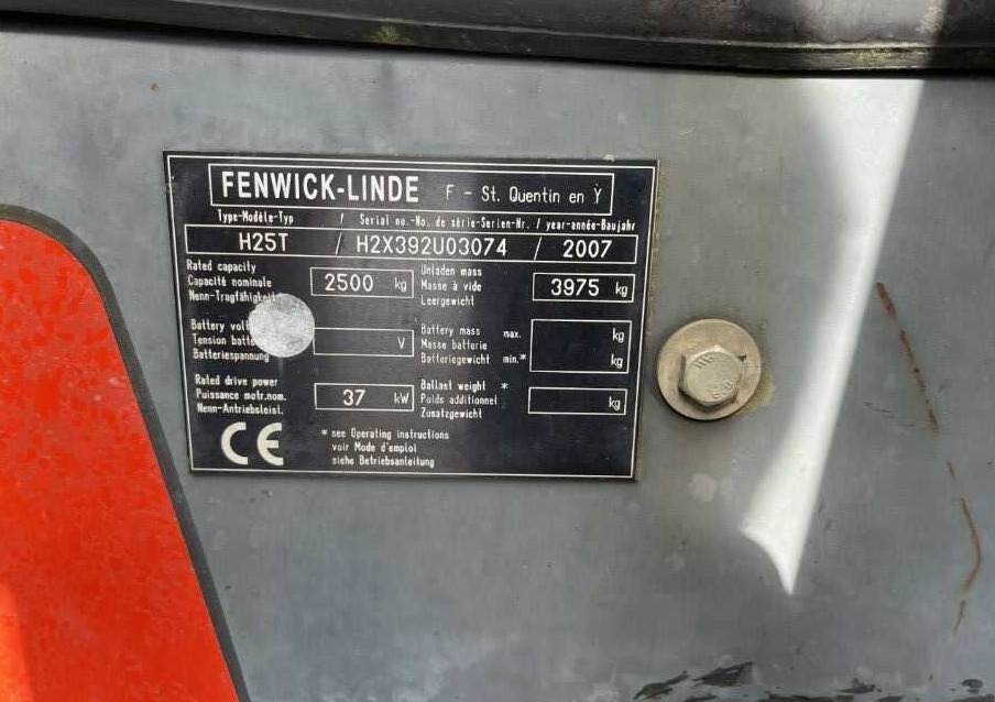 Linde H25T-01 - Dujinis krautuvas: foto 4 Linde H25T-01 - Dujinis krautuvas: foto 4