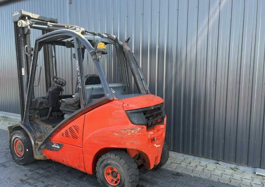 Linde H35D-02 - Dyzelinis krautuvas: foto 3 Linde H35D-02 - Dyzelinis krautuvas: foto 3