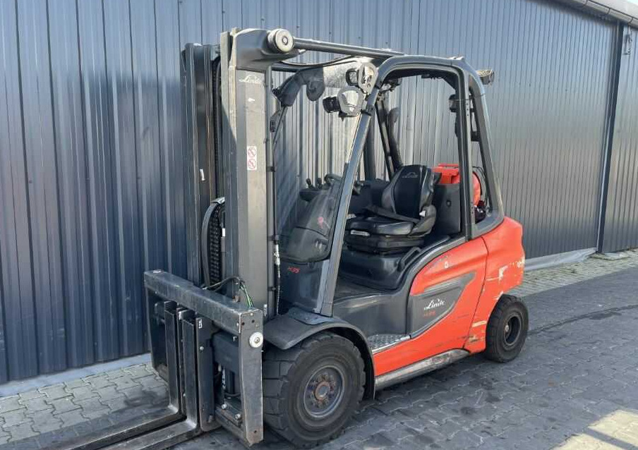 Linde H35T-01 - Dujinis krautuvas: foto 1 Linde H35T-01 - Dujinis krautuvas: foto 1