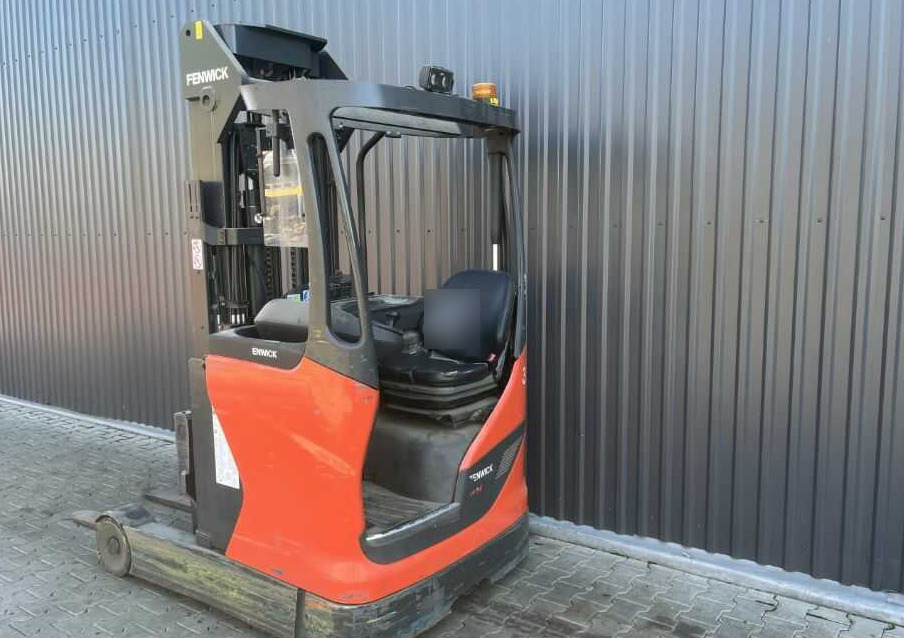Linde R14-01 - Krautuvas su šakėmis: foto 3 Linde R14-01 - Krautuvas su šakėmis: foto 3