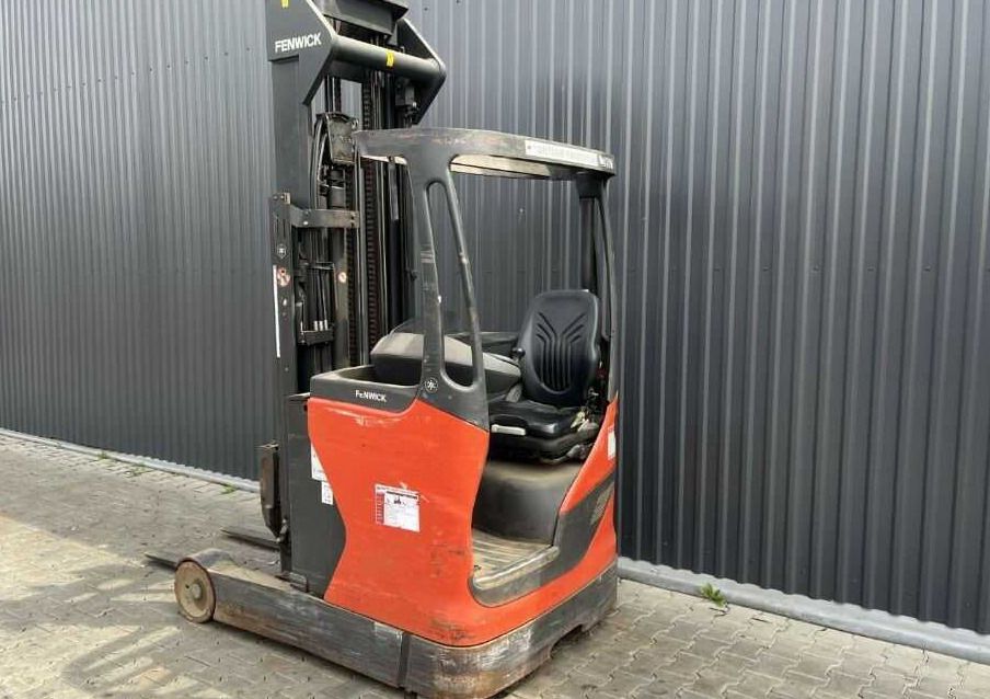 Linde R14-01 - Krautuvas su šakėmis: foto 3 Linde R14-01 - Krautuvas su šakėmis: foto 3