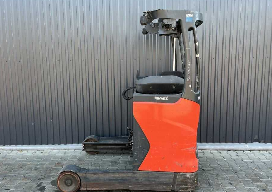Linde R14-01 - Krautuvas su šakėmis: foto 2 Linde R14-01 - Krautuvas su šakėmis: foto 2