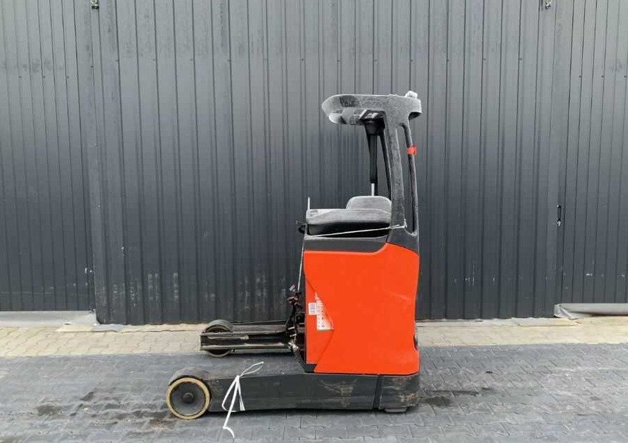 Linde R14-01 - Krautuvas su šakėmis: foto 2 Linde R14-01 - Krautuvas su šakėmis: foto 2