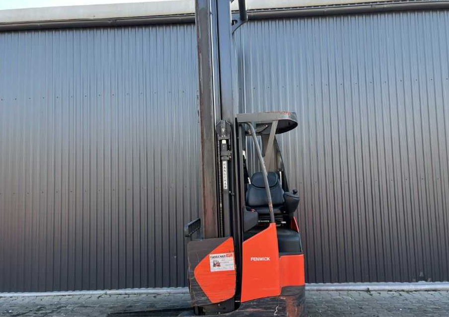 Linde R14X - Krautuvas su šakėmis: foto 2 Linde R14X - Krautuvas su šakėmis: foto 2