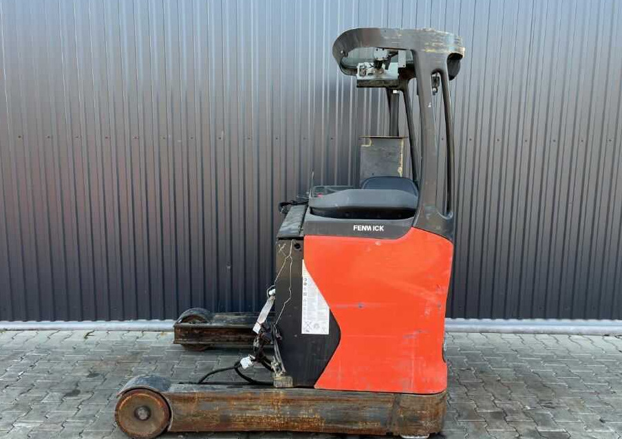 Linde R16HD-01 - Krautuvas su šakėmis: foto 2 Linde R16HD-01 - Krautuvas su šakėmis: foto 2