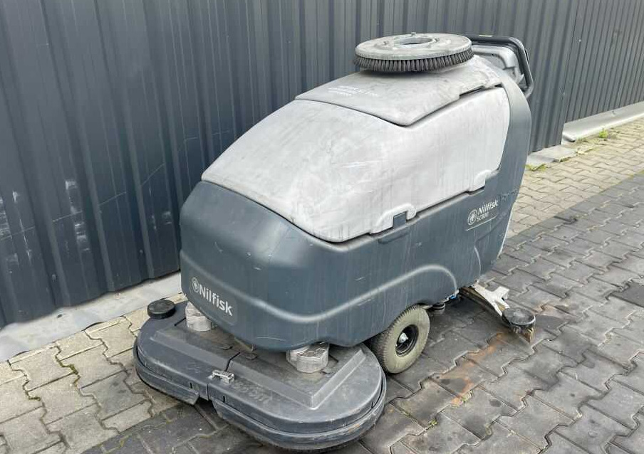 Nilfisk SC600 - Grindų plovimo mašina: foto 1 Nilfisk SC600 - Grindų plovimo mašina: foto 1