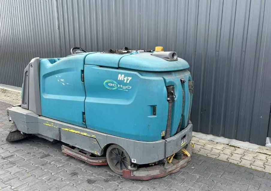 Tennant M17 - Pramoninis siurblys: foto 3 Tennant M17 - Pramoninis siurblys: foto 3