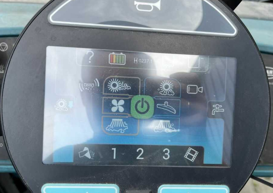 Tennant M17 - Pramoninis siurblys: foto 5 Tennant M17 - Pramoninis siurblys: foto 5