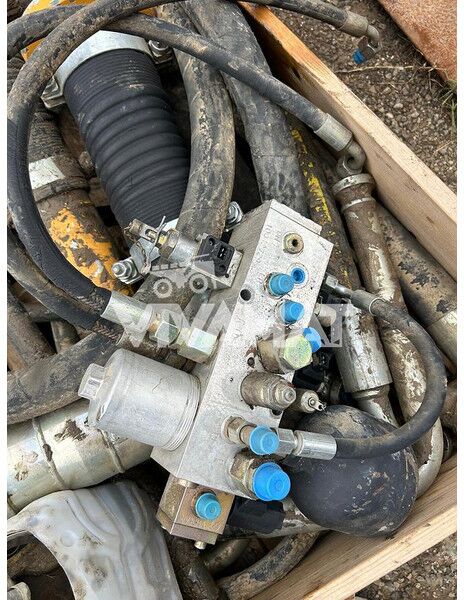 Liebherr A944C Li / A934C Li / R944C Li / R954C / A954C Li / R934C - Atsarginės dalys: foto 1 Liebherr A944C Li / A934C Li / R944C Li / R954C / A954C Li / R934C - Atsarginės dalys: foto 1