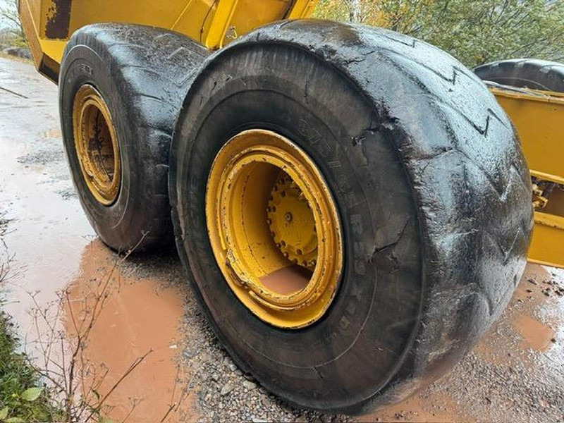 Savivartis Caterpillar 745 C: foto 9 Savivartis Caterpillar 745 C: foto 9