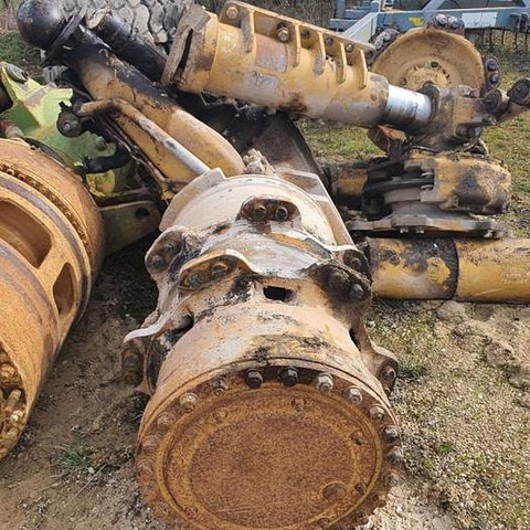 Caterpillar HG/08 VERRIN BENNE 769C 769D 771C 771D - - Ašis ir dalys: foto 1 Caterpillar HG/08 VERRIN BENNE 769C 769D 771C 771D - - Ašis ir dalys: foto 1