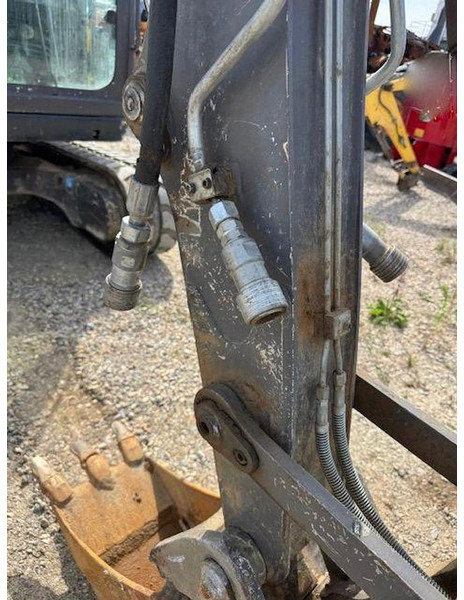 Mecalac 6MCR - Vikšrinis ekskavatorius: foto 3 Mecalac 6MCR - Vikšrinis ekskavatorius: foto 3