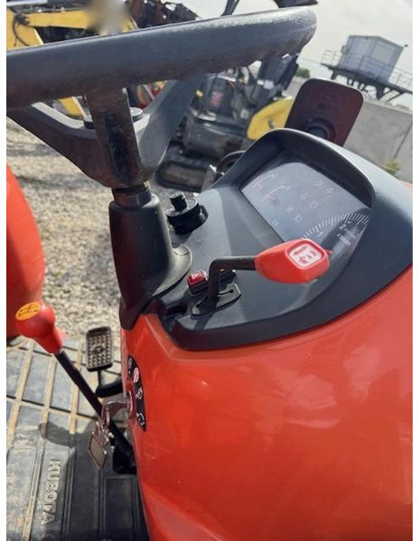 Kubota MK5000 - Žemės ūkio technika: foto 5 Kubota MK5000 - Žemės ūkio technika: foto 5