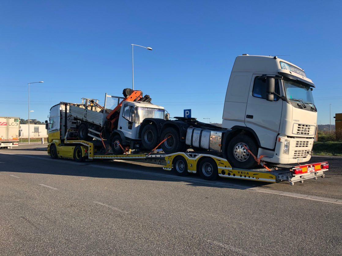 Nauja Autovežis puspriekabė pervežimui sunkiosios technikos VEGA-S (2 AXLE TRUCK CARRIER): foto 22