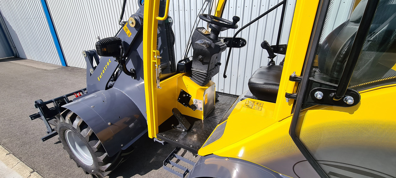 Eurotrac W12 Radlader Hoflader - Šarnyrinis krautuvas: foto 4 Eurotrac W12 Radlader Hoflader - Šarnyrinis krautuvas: foto 4