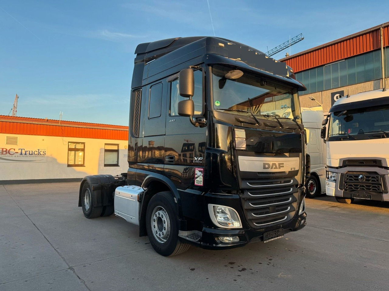 DAF XF 440*RETARDER*STANDKLIMA*KOMPRESSOR*ADR*SC * - Vilkikas: foto 4 DAF XF 440*RETARDER*STANDKLIMA*KOMPRESSOR*ADR*SC * - Vilkikas: foto 4