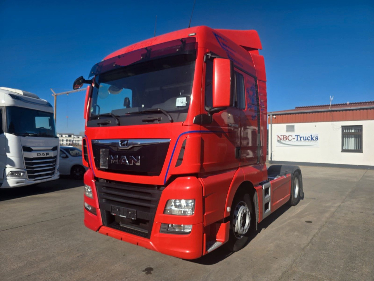 MAN TGX 18.500 * RETARDER * ACC * STANDKLIMA * - Vilkikas: foto 1 MAN TGX 18.500 * RETARDER * ACC * STANDKLIMA * - Vilkikas: foto 1