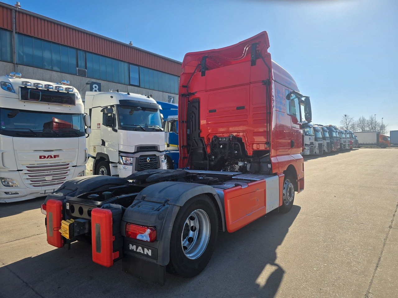 MAN TGX 18.500 * RETARDER * ACC * STANDKLIMA * - Vilkikas: foto 5 MAN TGX 18.500 * RETARDER * ACC * STANDKLIMA * - Vilkikas: foto 5
