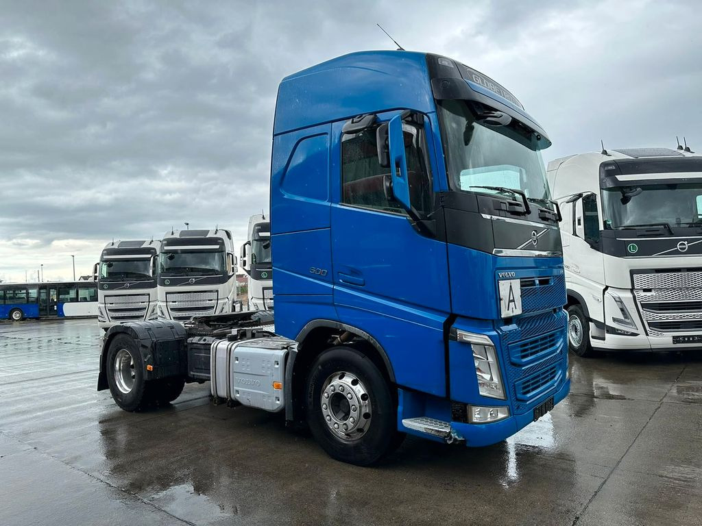 Volvo FH 500 *GLOBETROTTER * ACC * KIPPHYDRAULIK*ALCOA - Vilkikas: foto 3 Volvo FH 500 *GLOBETROTTER * ACC * KIPPHYDRAULIK*ALCOA - Vilkikas: foto 3