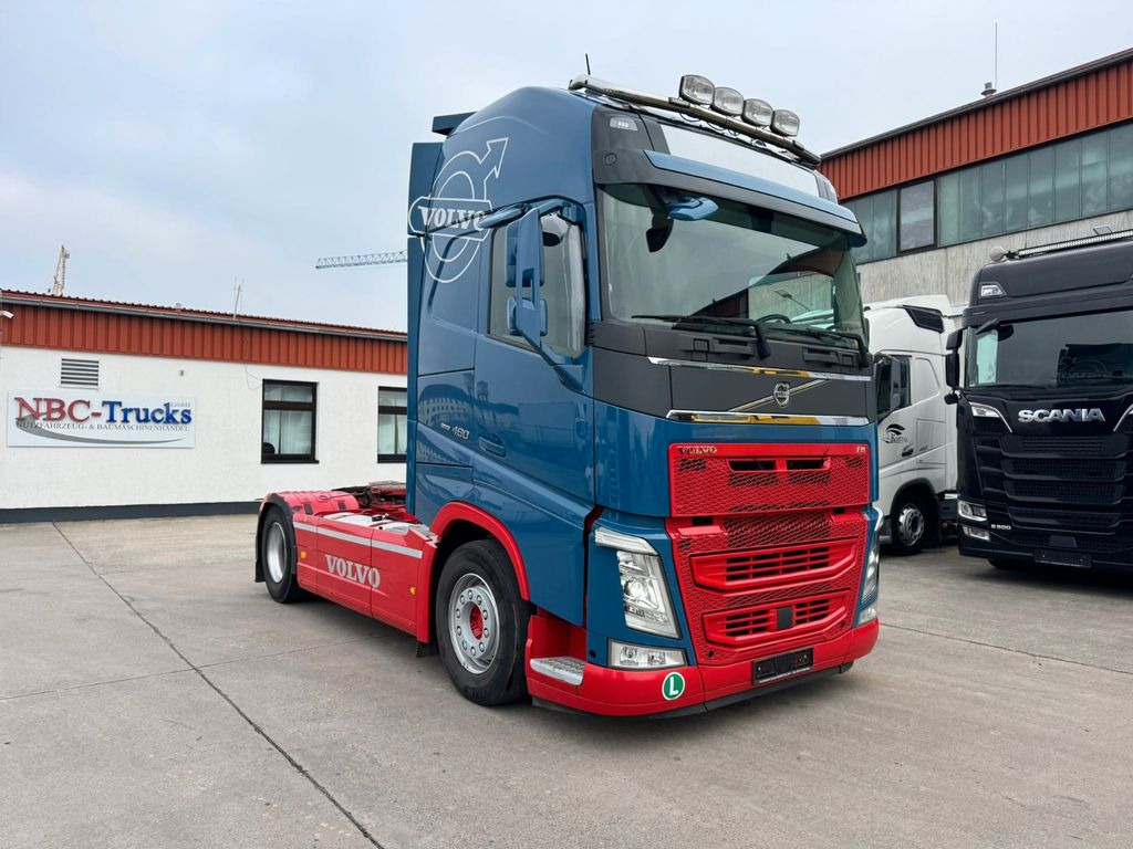 Volvo FH 460*GLOBETROTTER *STANDKLIMA*AUTOTRANSPORTER* - Autovežis sunkvežimis: foto 1 Volvo FH 460*GLOBETROTTER *STANDKLIMA*AUTOTRANSPORTER* - Autovežis sunkvežimis: foto 1