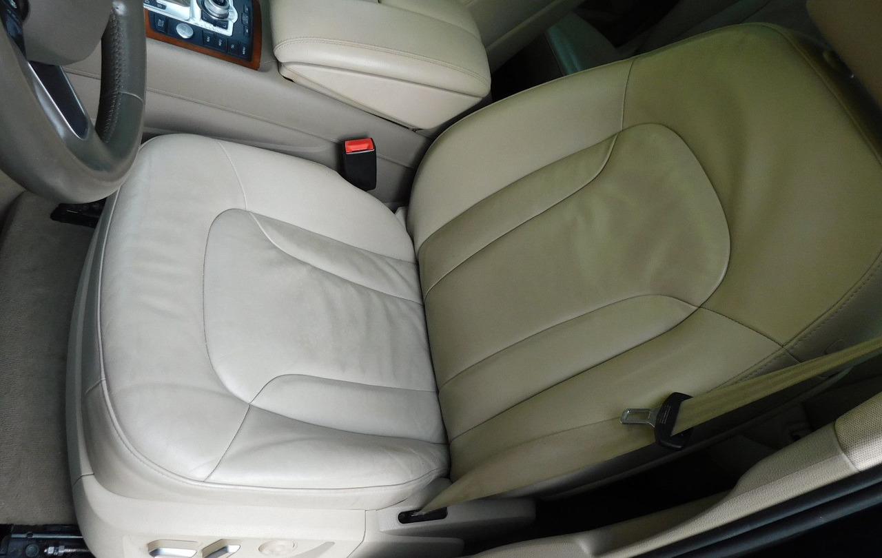 Audi Q7 3.0TFSI 7-Sitzer perfect for UA Export - Visureigis: foto 4 Audi Q7 3.0TFSI 7-Sitzer perfect for UA Export - Visureigis: foto 4