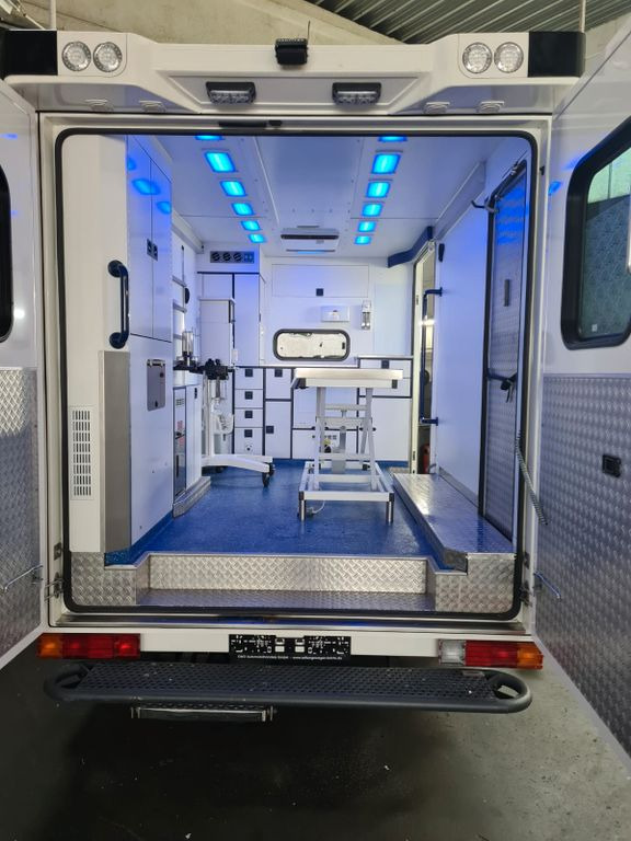 Greitosios pagalbos automobilis Mercedes-Benz Sprinter 519   Tierarzt  Garantie: foto 10