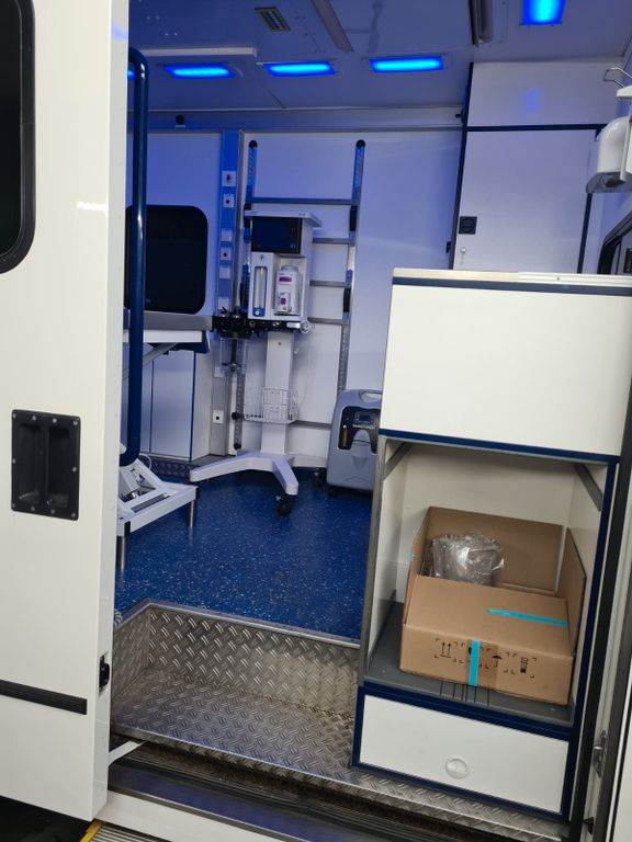 Greitosios pagalbos automobilis Mercedes-Benz Sprinter 519   Tierarzt  Garantie: foto 11
