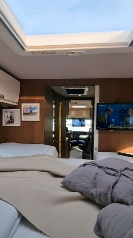 Niesmann + Bischoff Flair 880 BE - Integruotas kemperis: foto 5 Niesmann + Bischoff Flair 880 BE - Integruotas kemperis: foto 5