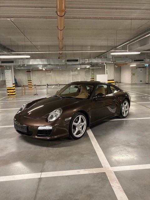 Porsche 997 - Lengvasis automobilis: foto 2 Porsche 997 - Lengvasis automobilis: foto 2